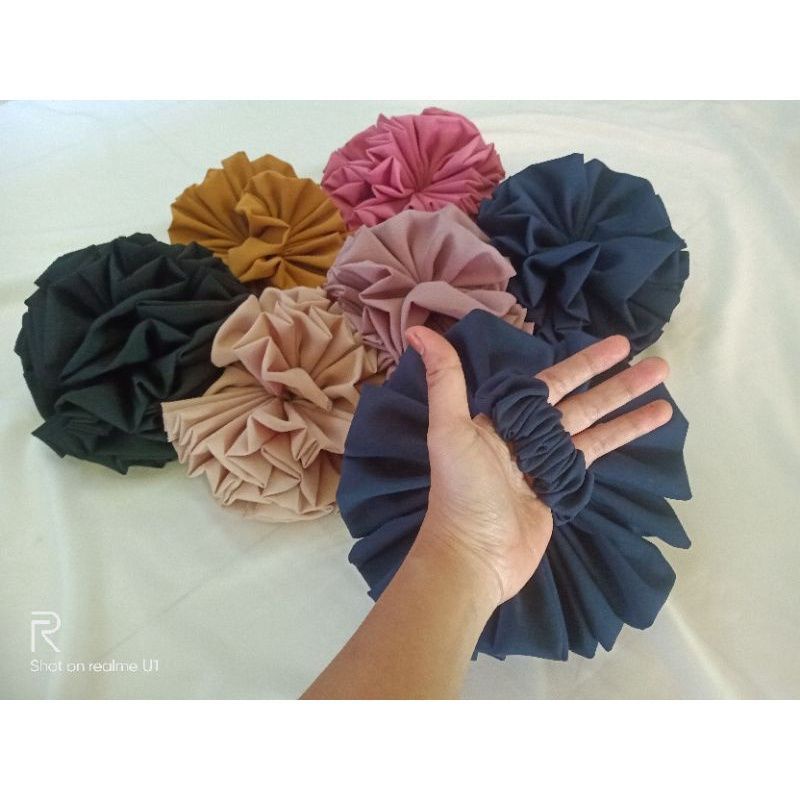 Cepol Hijab Jumbo Mawar Ikat Rambut Scrunchie Brokoli