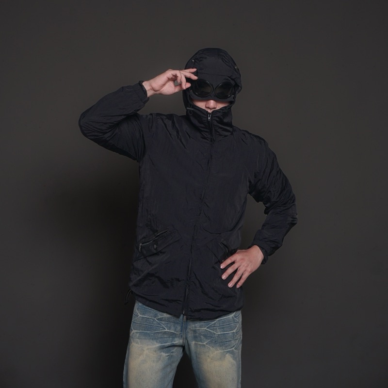 OUTFIRM - Goggle Jaket Nylon Hitam