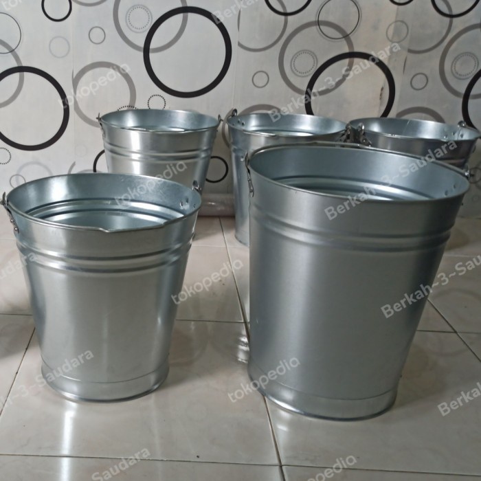 ember kaleng galvanis / pot kaleng