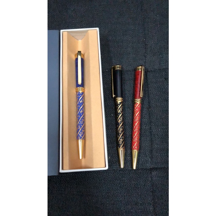

```````] ballpoint patola made in taiwan engrave gift set