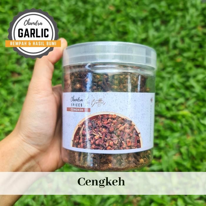 

BisaInstan- Cengkeh utuh / clove 250 gr (botol)