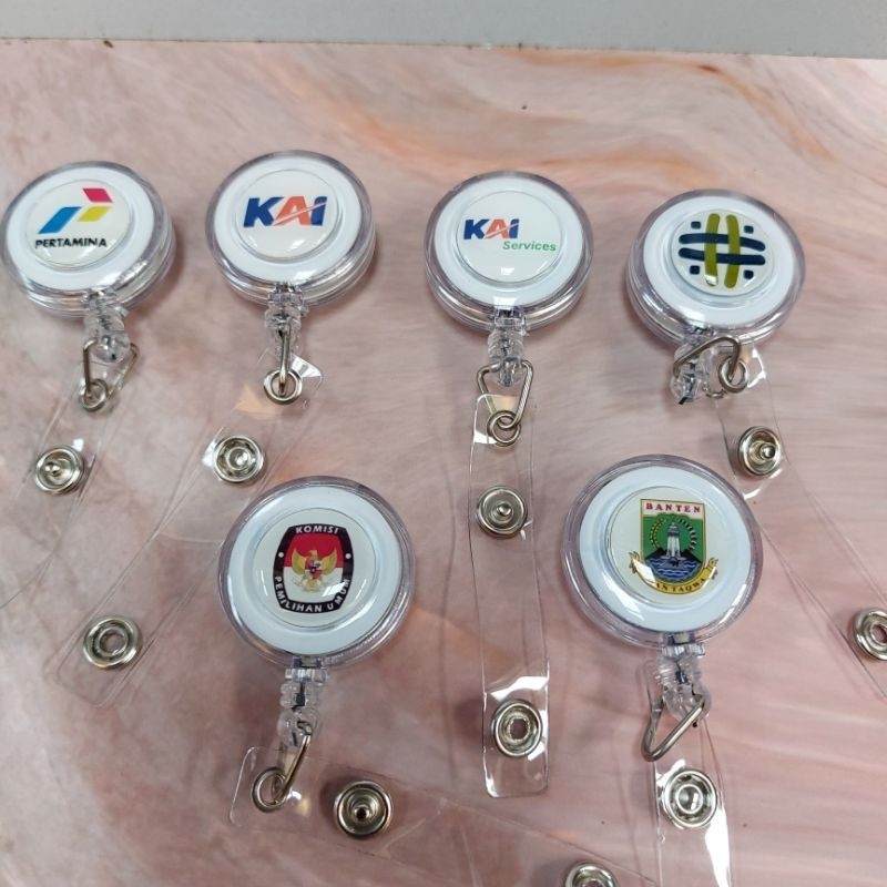 

Nametag Yoyo Id Card Holder Berikut Logo Perusahaan (5pc)