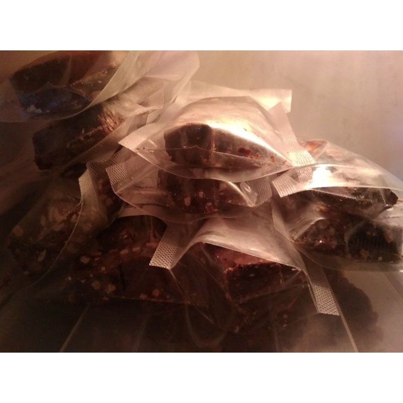 

Dapur Joglo Coklat Kubus Silverqueen
