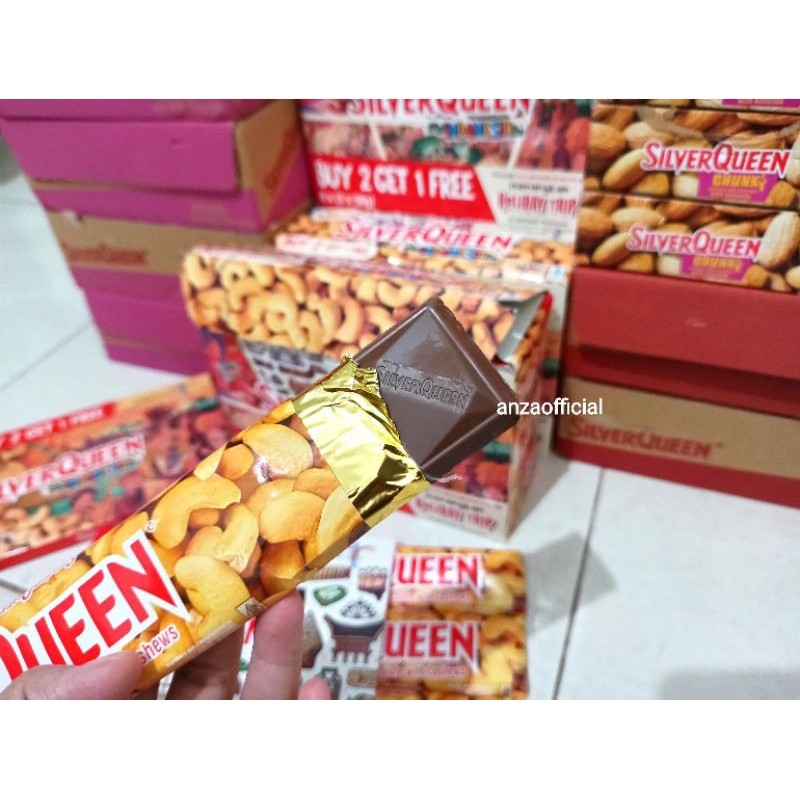 

Dapur Joglo Cokelat Silverqueen Cashew Almond 58G / Coklat Silverqueen Mede / Coklat Mete Almon /