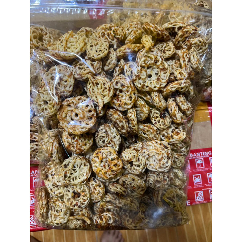 

Dapur Joglo Krupuk Seblak Mawar Bantet Pedas 500Gram