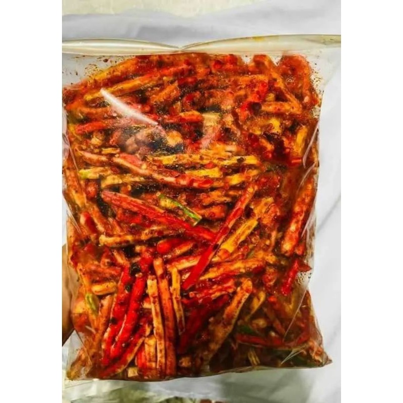 

Cemal Cemil Makyus Seblak Kering Kerupuk Beton Bantet Pedas Gurih Extra Daun Jeruk 500 Gram