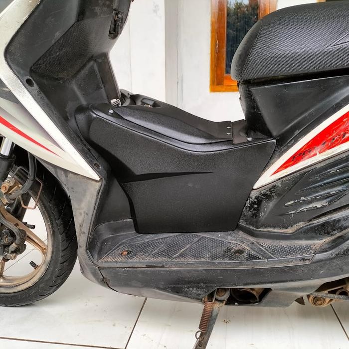 BOX BAGASI TENGAH VARIO FI 110