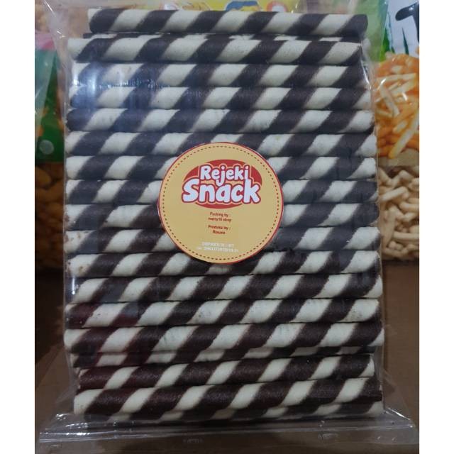

Wafer Roll Panjang Rejeki Snack +/- 500Gram