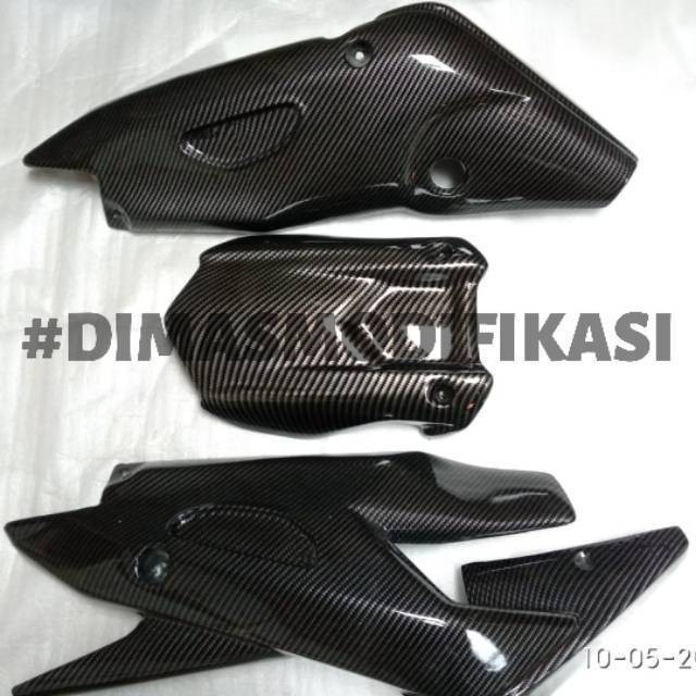 Cover Arm R15 V3 & V4 Carbon Best Quality Spakbor Kolong R15 V3 Hugger R15 V3 Carbon