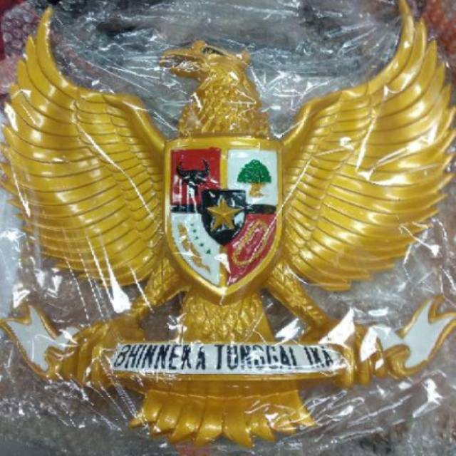 PATUNG GARUDA PANCASILA / LAMBANG GARUDA PANCASILA 40X50CM