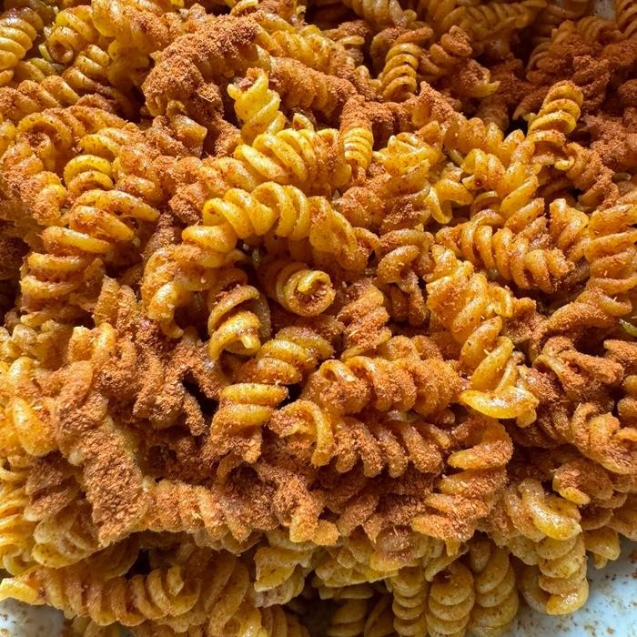 

1KG MAKARONI BANTET URIL/SPIRAL PEDAS MANTAP