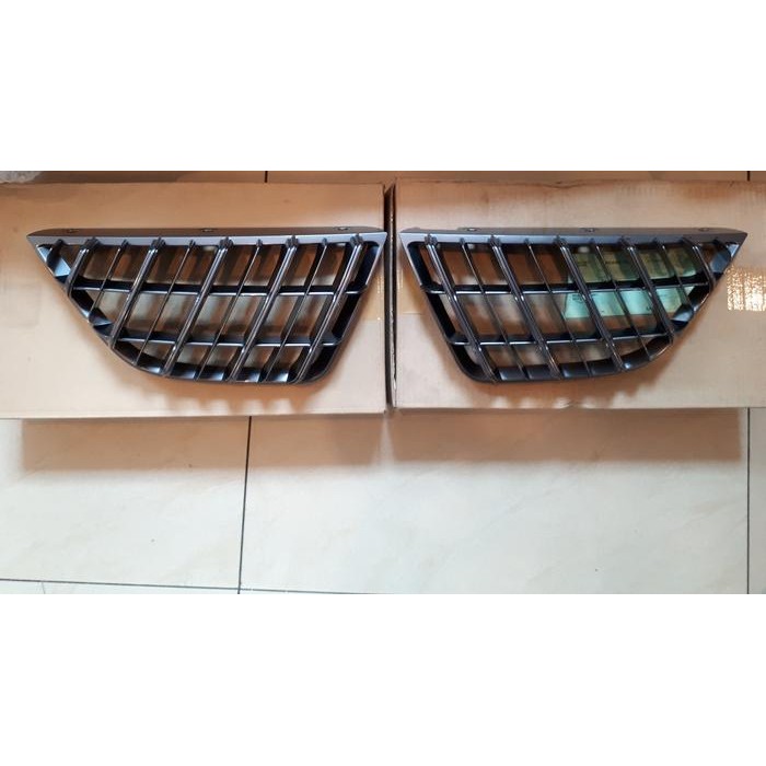 Grill Asli Mitsubishi Kuda 2005