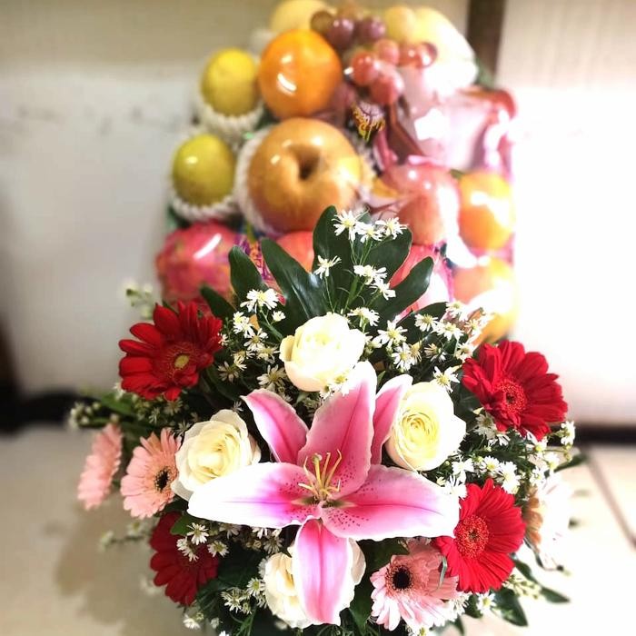 

Murah parcel buah segar premium + bunga cantik Terbaik