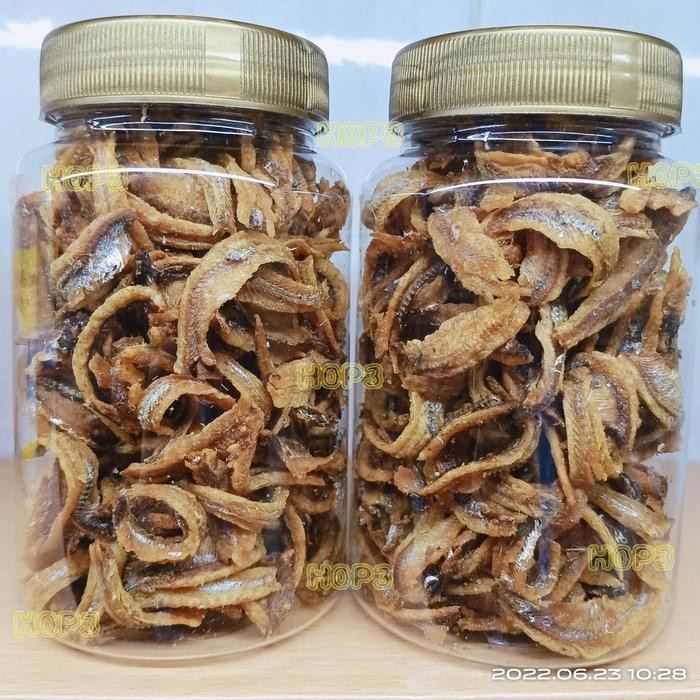 

PastiFreShNya- ikan teri belah goreng bersih