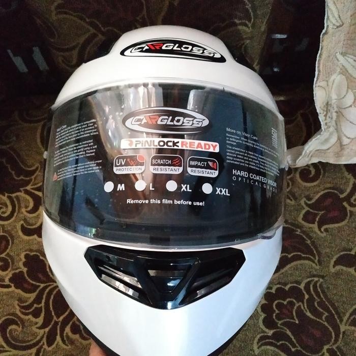 HELM CARGLOSS FULL FACE FORMER