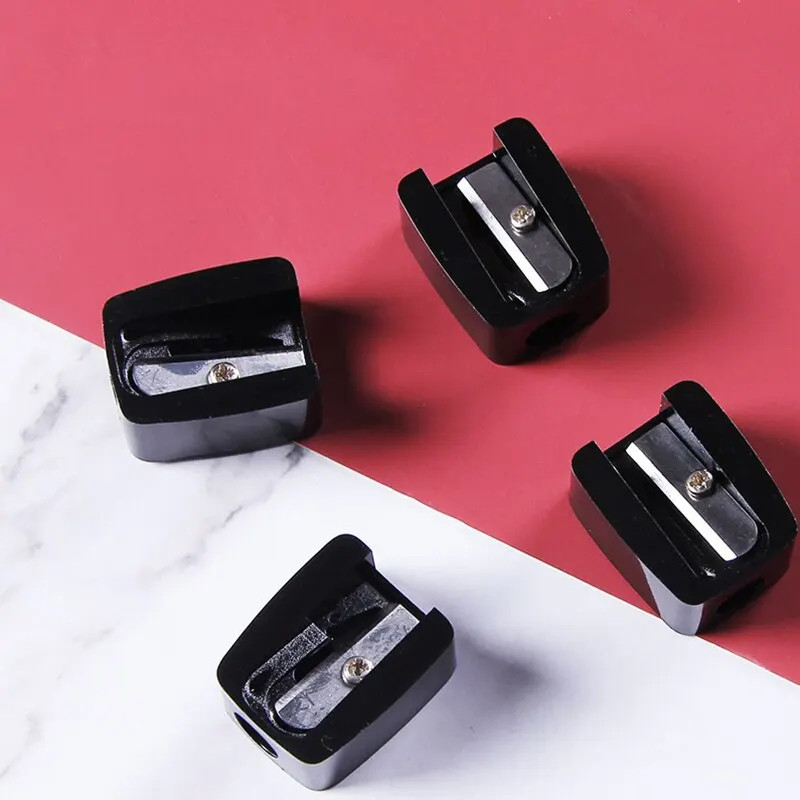 

2Pcs Mini Pencil Sharpeners Plastic Cute Eyeliner Pencil Cutting Machine Student School Standard