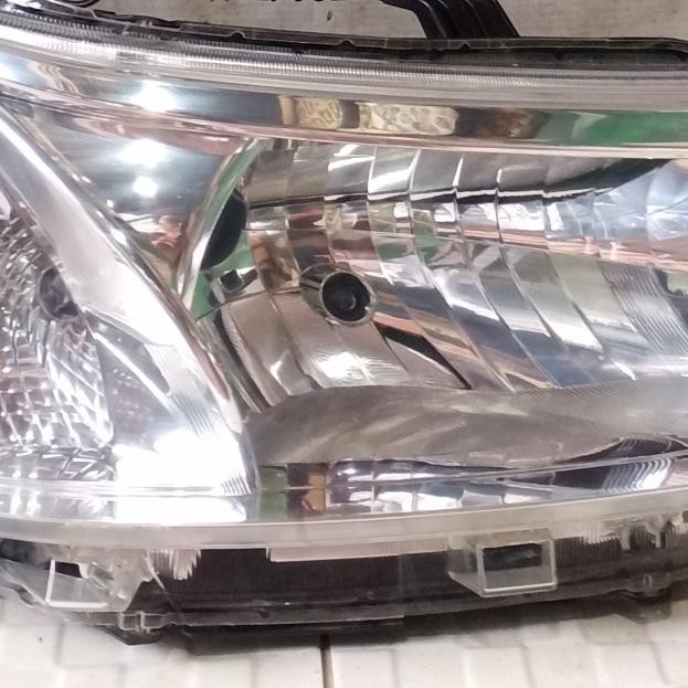 Headlamp Kanan Avanza Xenia 2016-2018