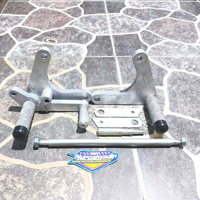 STEP UNDERBONE OSI RACING FIZ R FORCE F1ZR