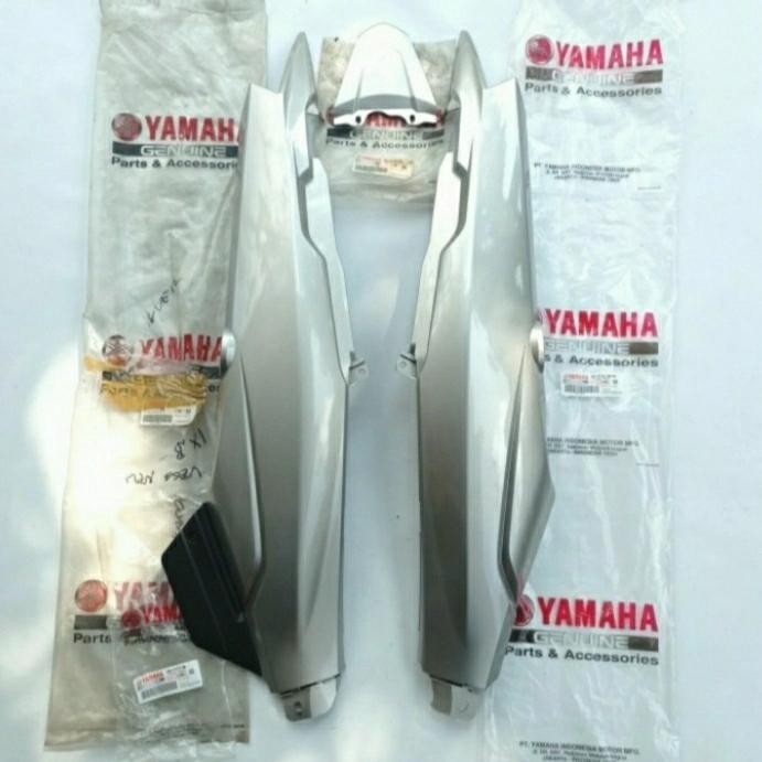 BODY BELAKANG SET VEGA R NEW SILVER ORIGINAL YAMAHA
