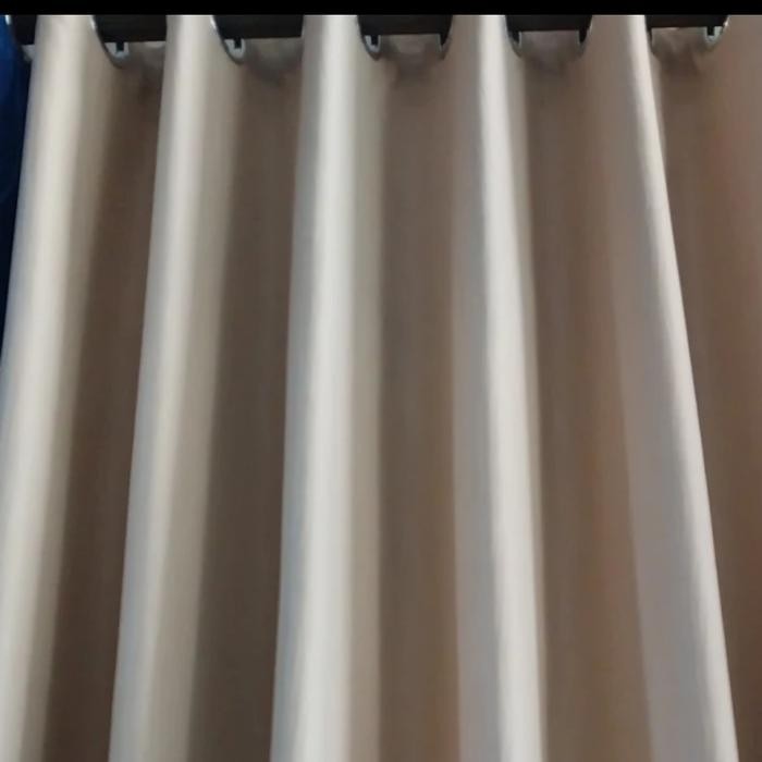 ..... Gorden Blackout 80% Ex Hotel Like New