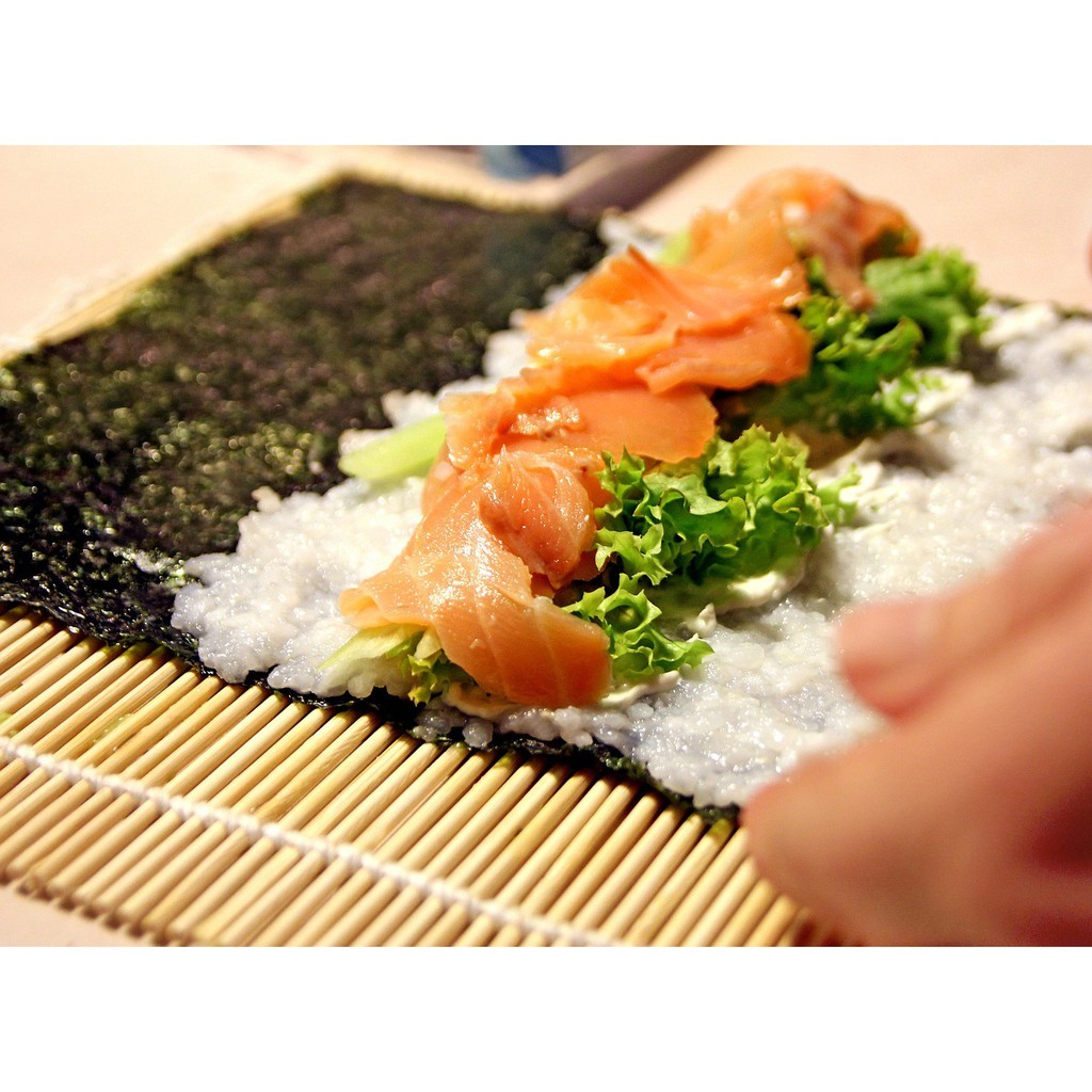 

Takaokaya Sushi Nori 50 Sheet Halal MUI Sushi Nori Halal/ SUSHI NORI 50SHEET IMPORT