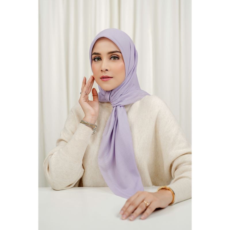 Buttonscarves Today's Scarf - Lilac Grey *