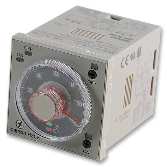 TIMER H3CR-F8 220VAC OMRON+SOCKET