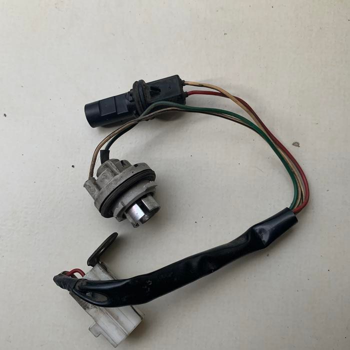 PREMIUM Soket lampu depan vios gen 2