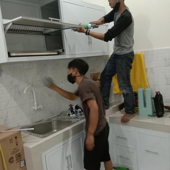 kitchen set aluminium minimalis