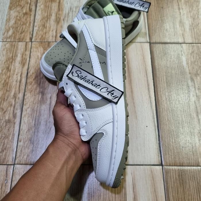Sepatu Aj 1 Low Golf Travis Neutral Olive