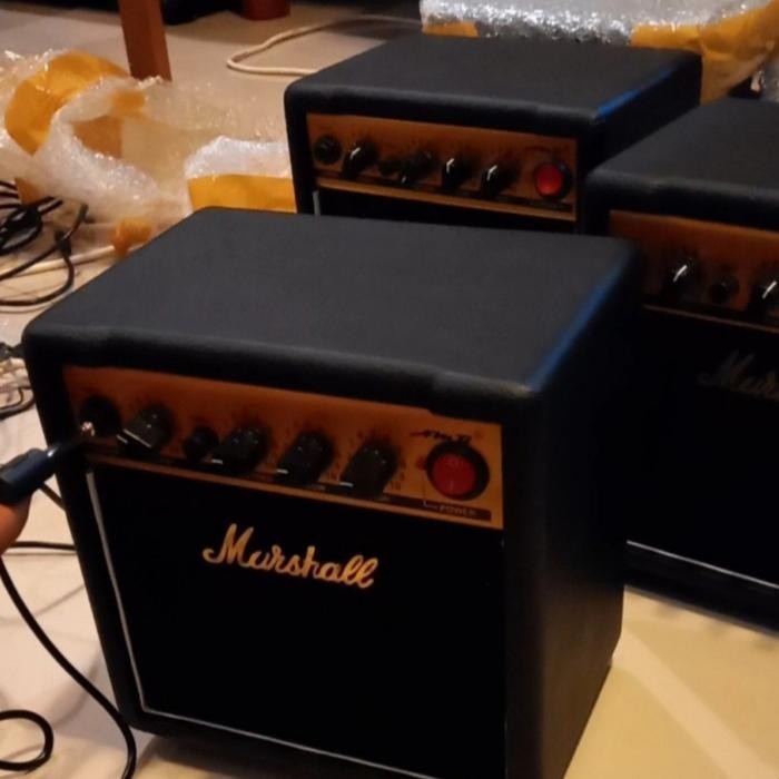 Amplifier Marshall (Custom High Quality)