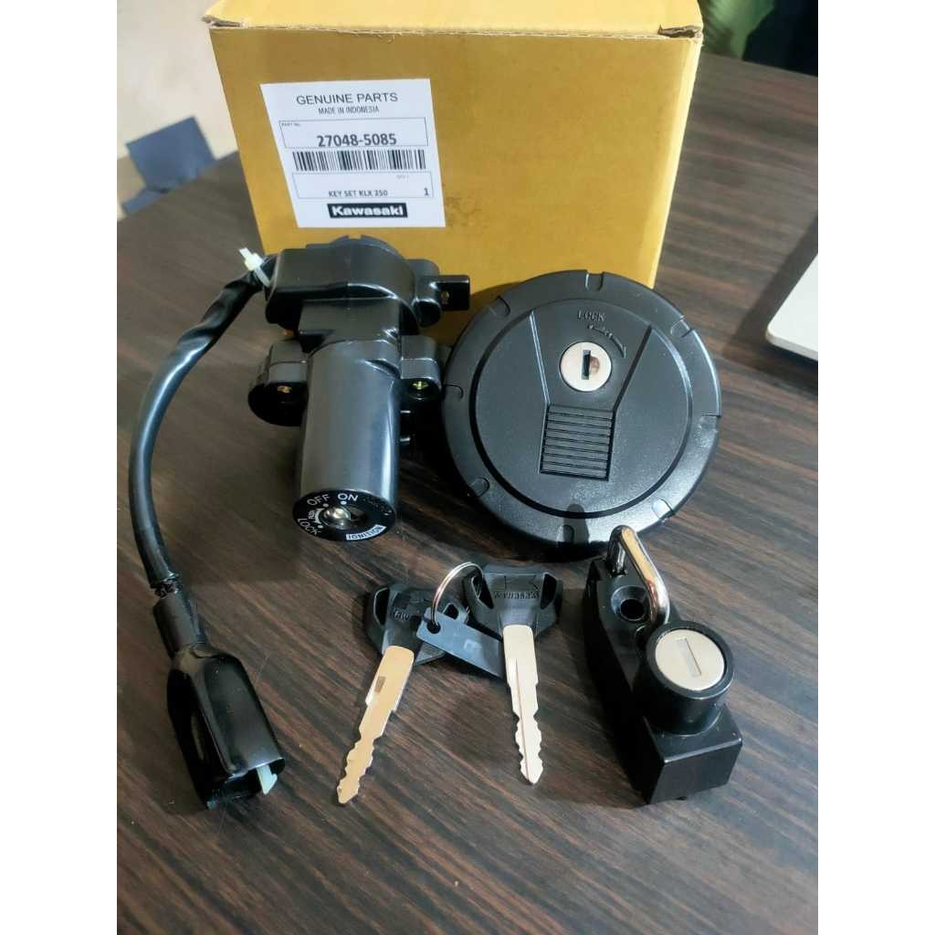 KUNCI SET TUTUP TANGKI KLX 250