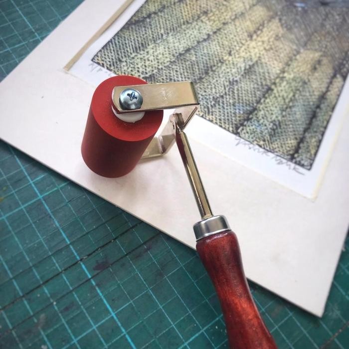 

Roll Lino Karet Tebal Kualitas Premium 5 Cm