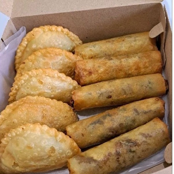 

Sega Tungtung Lumpia Rebung Dan Pastel Ayam Froze/Masak