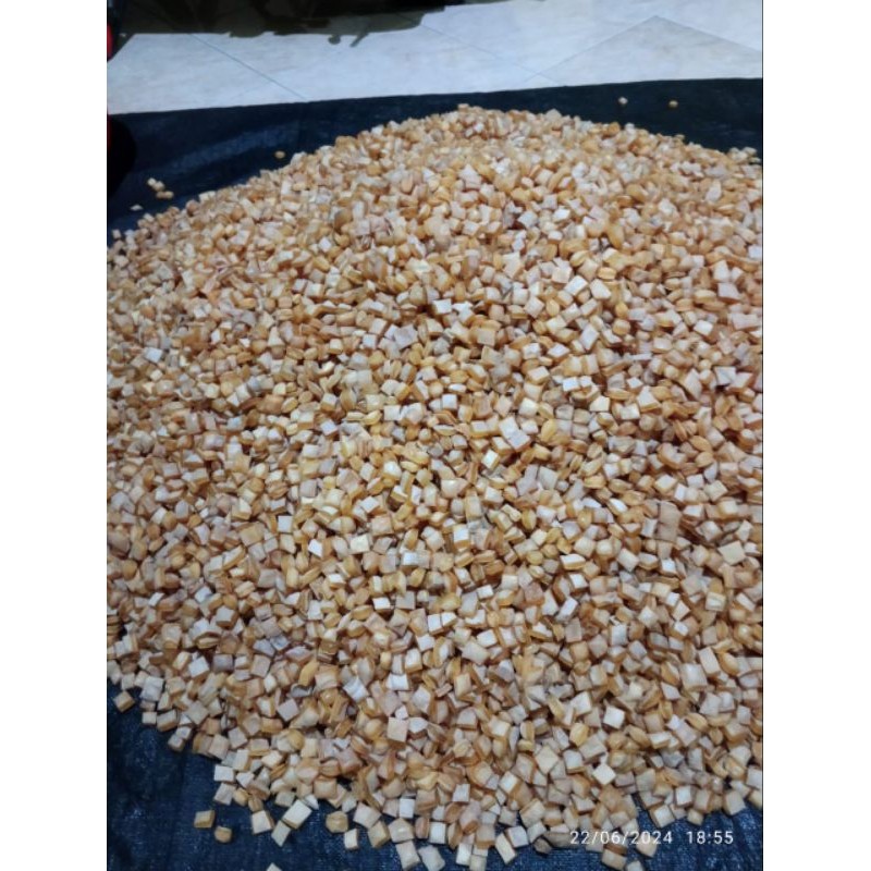 

Sega Tungtung Krecek Rambak Kulit Sapi Mekar Maksimal Langsung Goreng ( Varian Kotak 1 Kg)