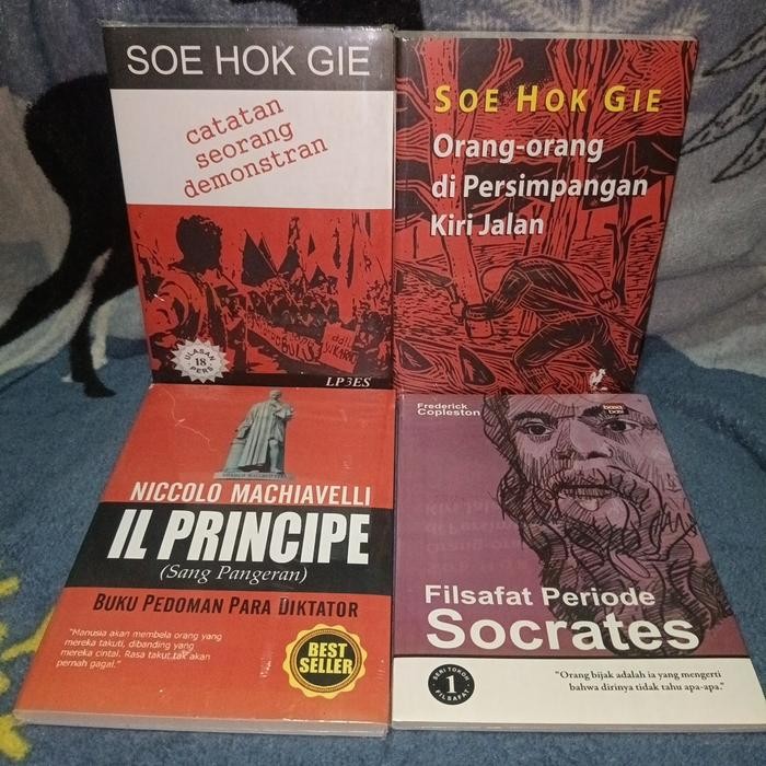 

PAKET BUKU SOE HOK GIE