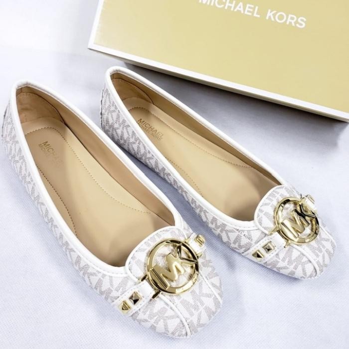 BEST SELLER Sepatu Original MK Fulton vanilla