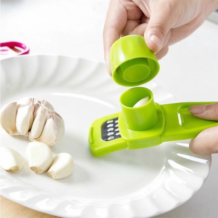 

Terlaris Alat Parutan Mini Penghalus Bawang Jahe Kunyit Serbaguna Garlic Grater Plastik Stainless