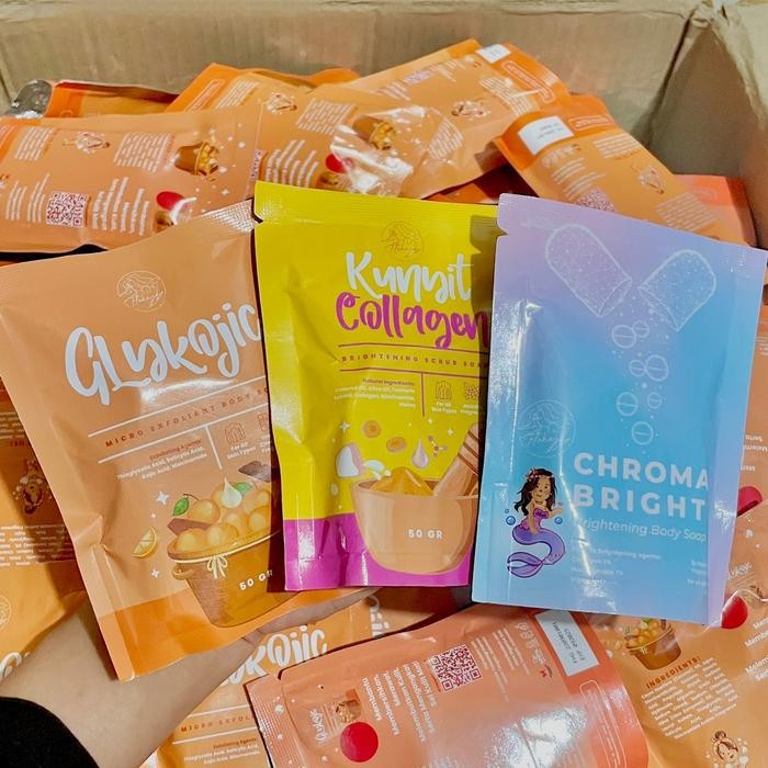 

Terlaris Sabun Badan Flohera Body Soap Chroma Bright Glykojic Kunyit Collagen