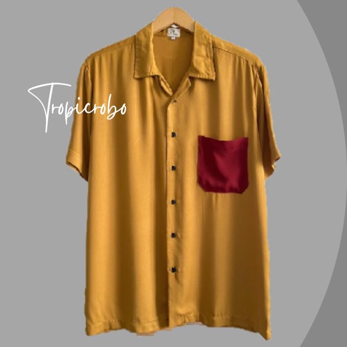 

Terlaris Kemeja Hawaiian / Santai - Kunyit Kantong Maroon