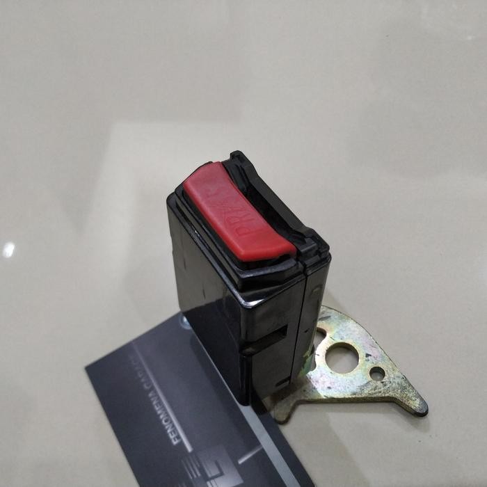 Original Bmw E34 Klip Seat Belt Belakang Kiri 8126521 Second