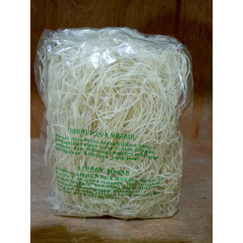 

Konter Makanan Bihun Medan Cap Dua Muzair 300 Gram