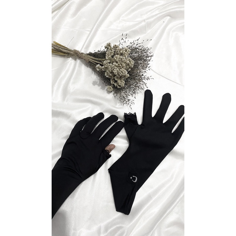 SARUNG TANGAN TOUCHSCREEN (JEMPOL BOLONG) by.Nasywah