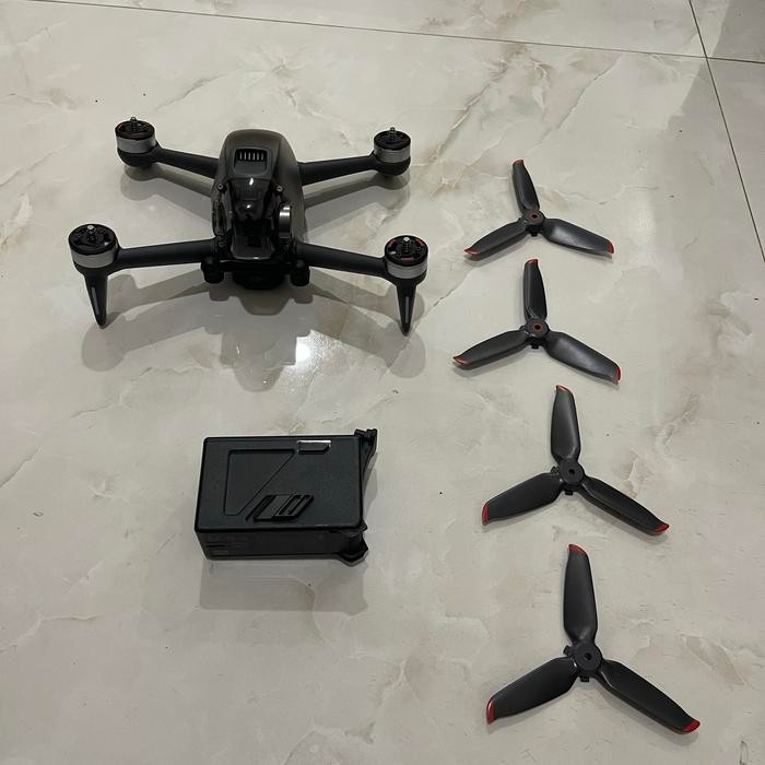 Drone dji fpv + baterai