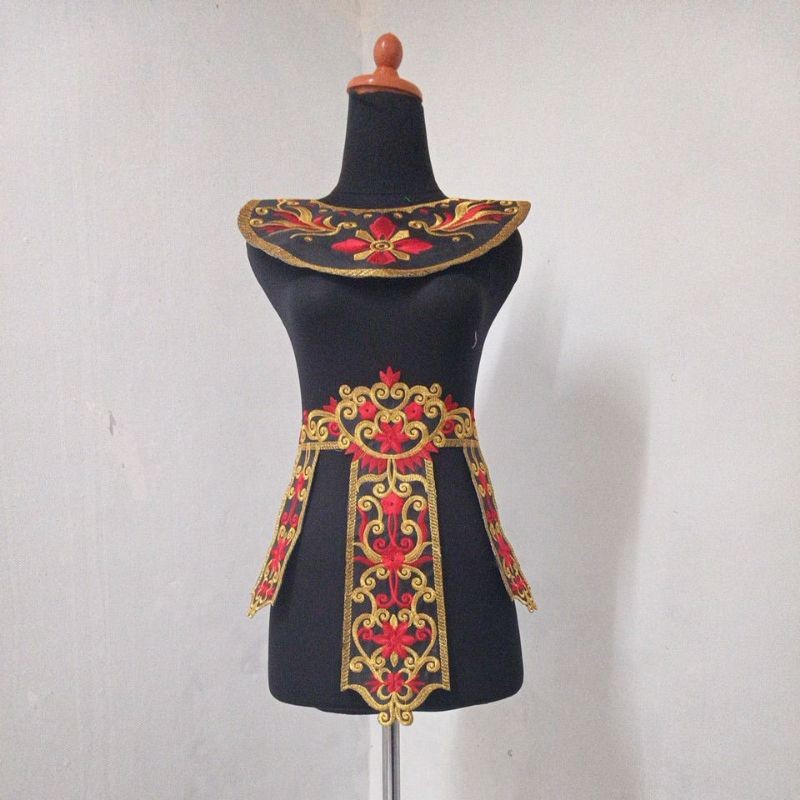 Renda Bordir dada pundak sabuk lidah M