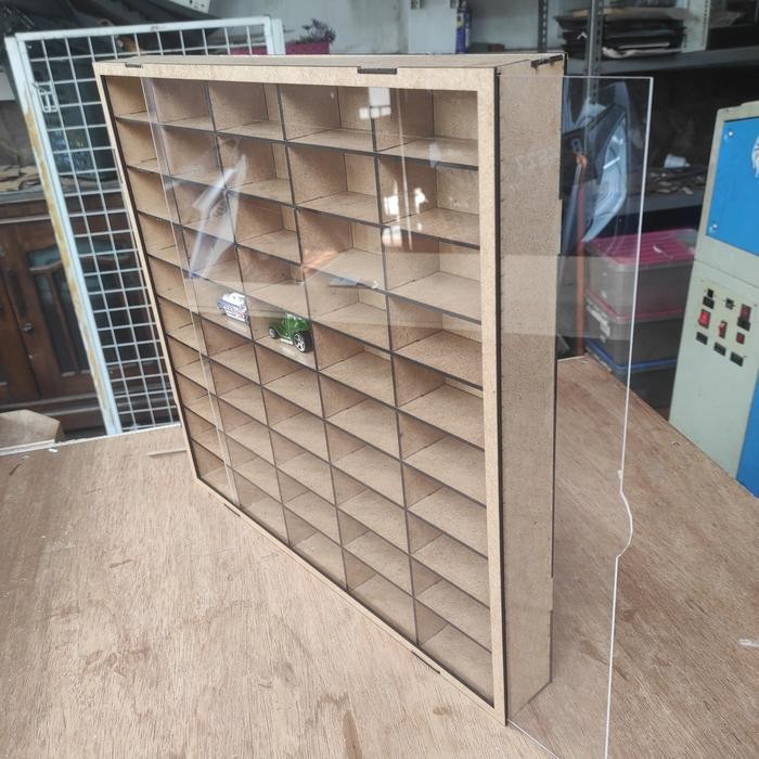 Rak Hot Wheels isi 50 bhn mdf clear coat anti jamur pintu akrilik 2mm