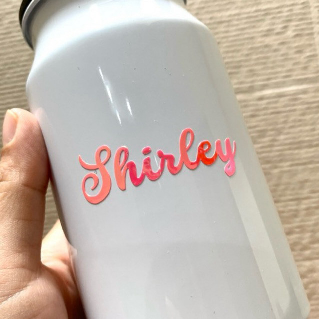 

STIKER LABEL NAMA CUTTING HOLOGRAM WATERPROOF