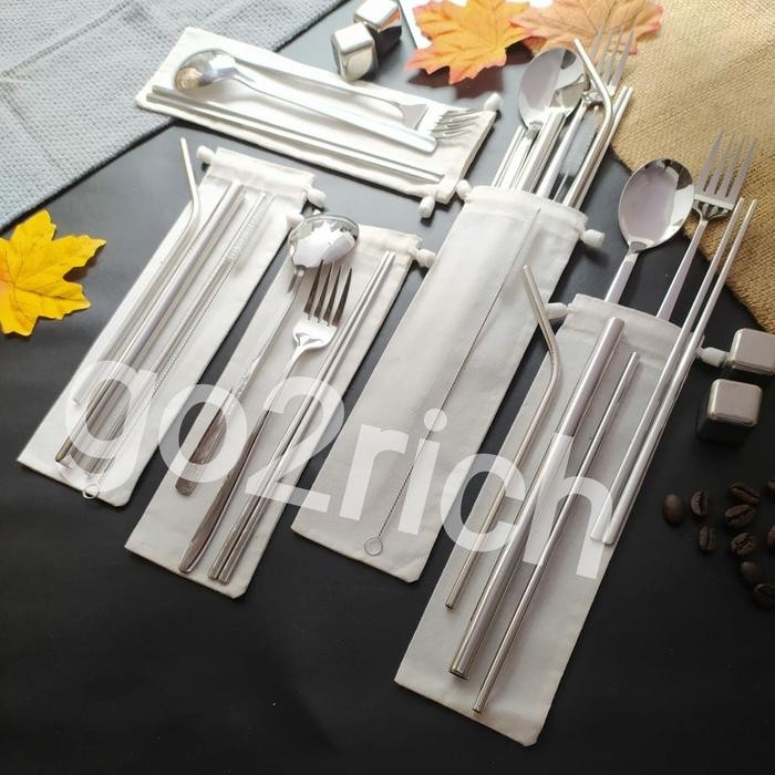 New ` Sendok Set Sendok Korea Set Garpu Sumpit Sedotan Stainless Set Pouch