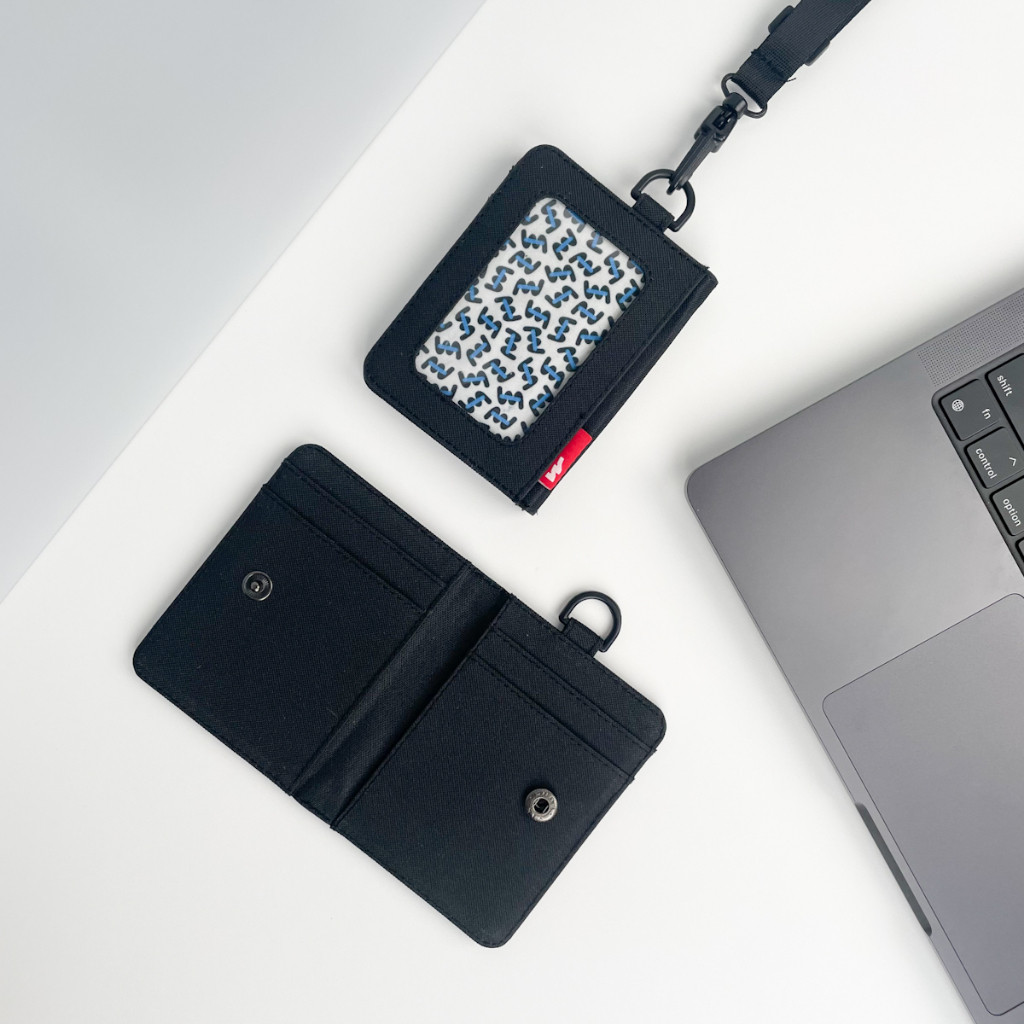 

ID Card Holder Kain Nametag Gantung Dompet Kartu Kalung Wanita Pria