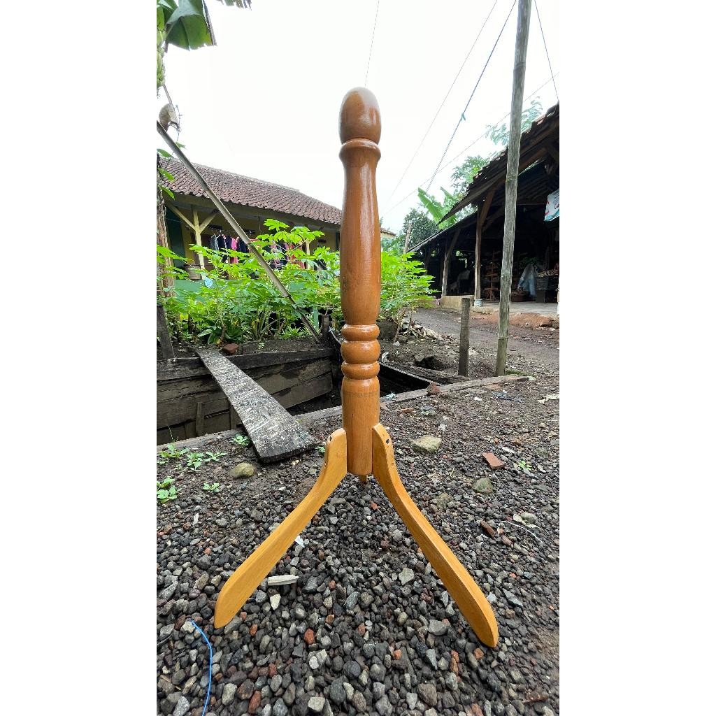 Manekin kayu/ Dudukan kaki Patung buat pajangan pakaian